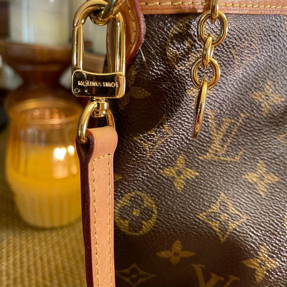 Authentic LV Monogram Palermo  Tote with Shoulder Strap - Picture 15 of 17